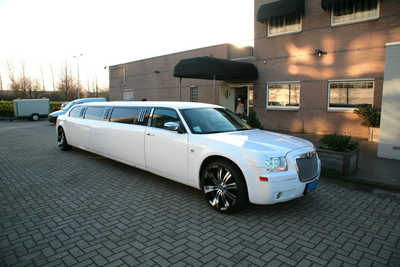 Een limousine huren in Utrecht kan gewoon online